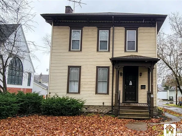 23 Main St, Franklinville, NY 14737