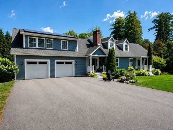 100 Sutton Hill Rd, North Andover, MA 01845