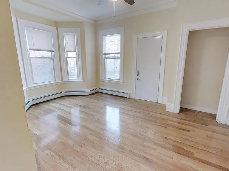 67 Walden St #1F — Photo 9