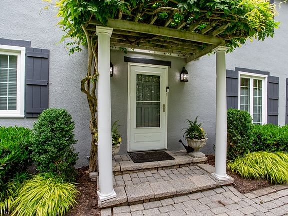5th image of 53 Rittenhouse Rd