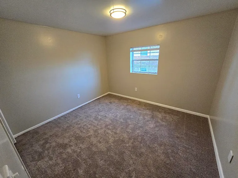 726 Townside Rd SW #10 — Photo 8