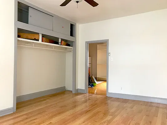 Rented by Capri Jet Realty Corp | media 2