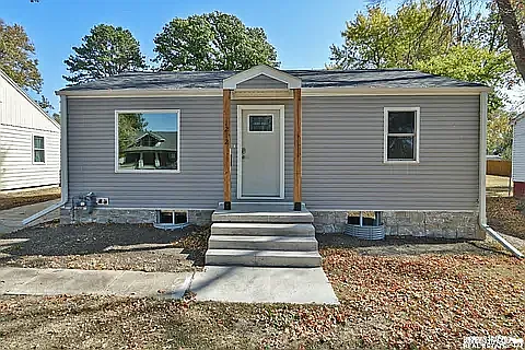 1212 N 10th St — Photo 1