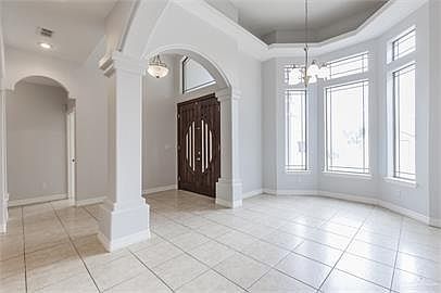 2nd image of 3420 Dianthus Ave
