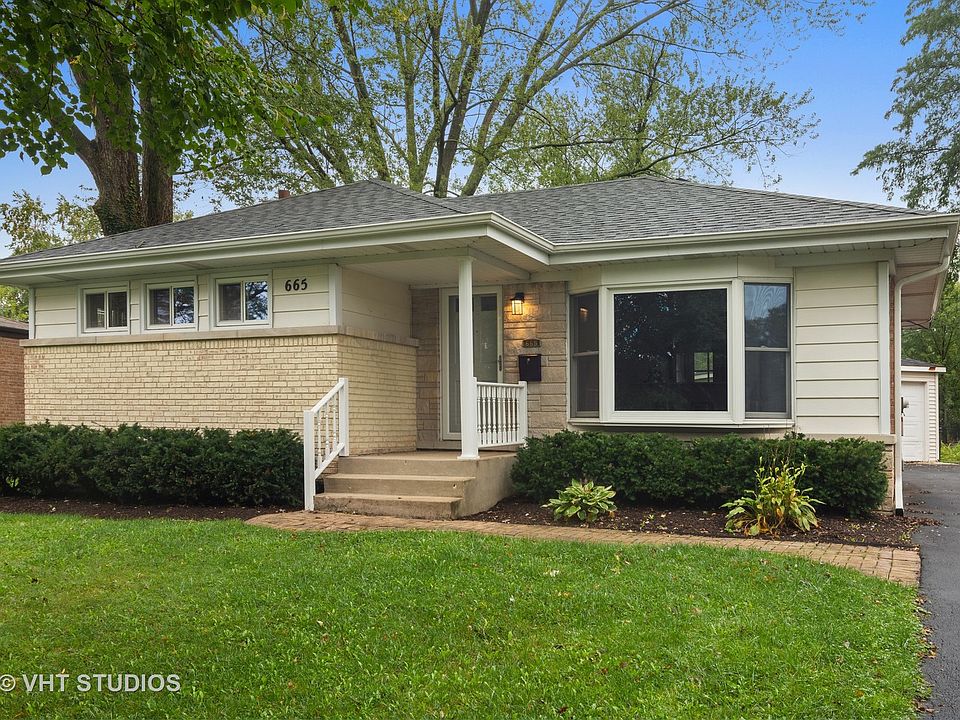 1st image of 665 E Clarendon Ct