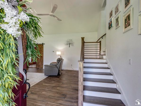 6688 Keithcrest Dr, Temperance, MI 48182