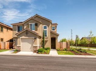 3283 Monviso Ln, Clovis, CA 93619