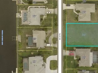 3617 SE 1st Place Cpe, Coral, FL 33904