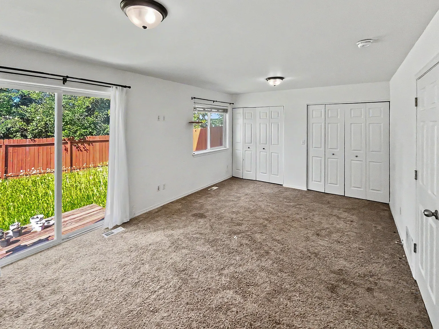 2236-2238 Galatea Drive - 2238 — Photo 4