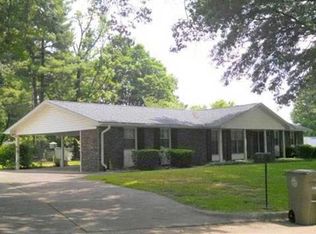 1918 Westwood Dr, Cape Girardeau, MO 63701