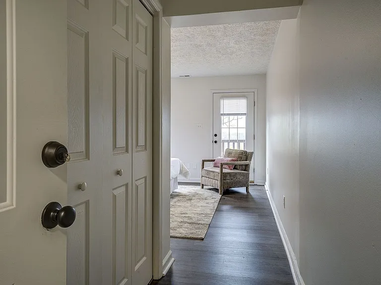 1425 College Heights Rd — Photo 36
