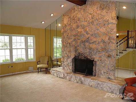 4th image of 904 Ben Lomond Dr
