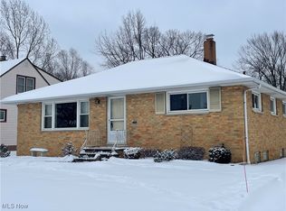 28984 Sherbrook Dr, Wickliffe, OH 44092