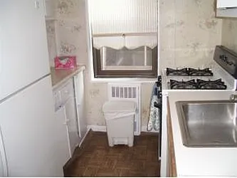 Sold by Advisors Realty Inc