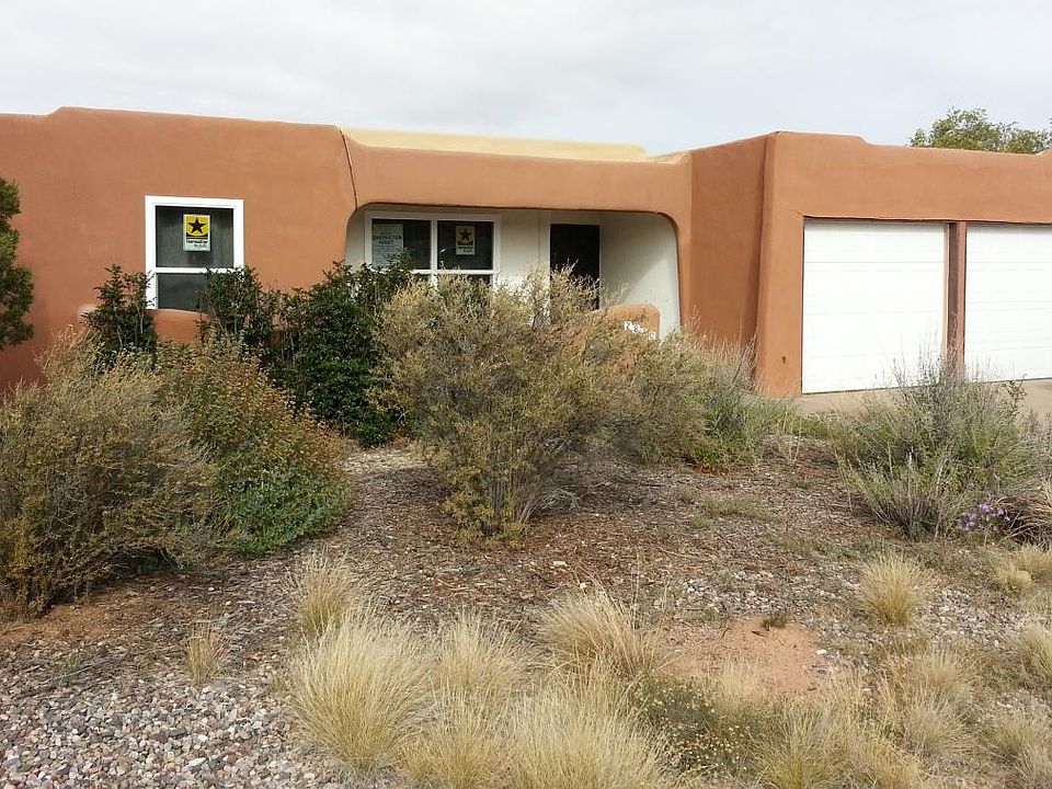 Front of 2820 Vereda Oriente