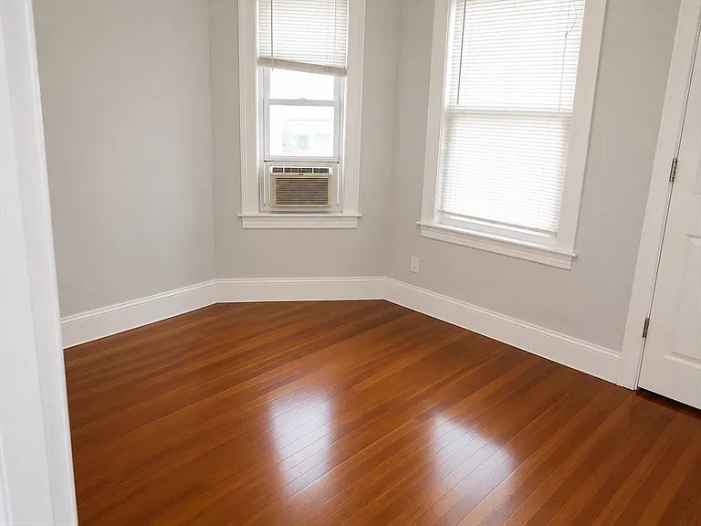 247 Boston St #3 — Photo 8