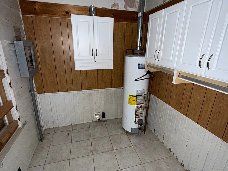 115 Mohawk St — Photo 5