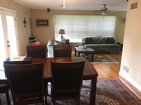 3rd image of 944 Captain Shreve Dr