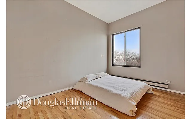 Sold by Douglas Elliman | media 12