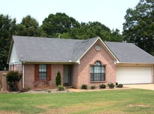 417 Terry Ln, Senatobia, MS 38668