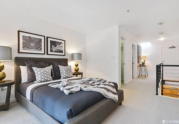 5th image of 1720 Clay St APT 13