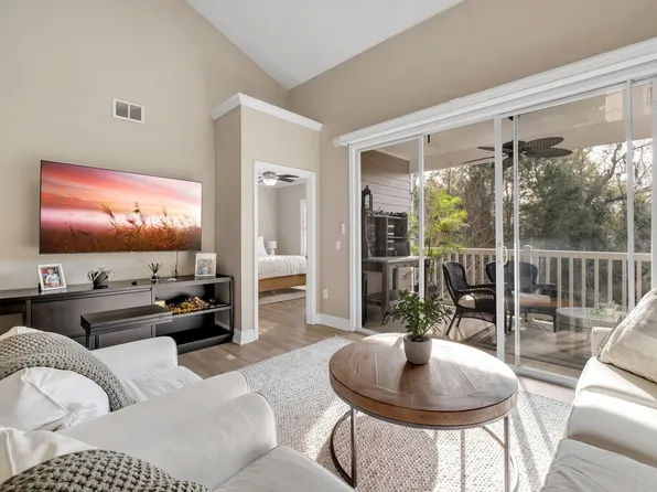 2801 Chancellorsville Dr APT 828, Tallahassee, FL 32312