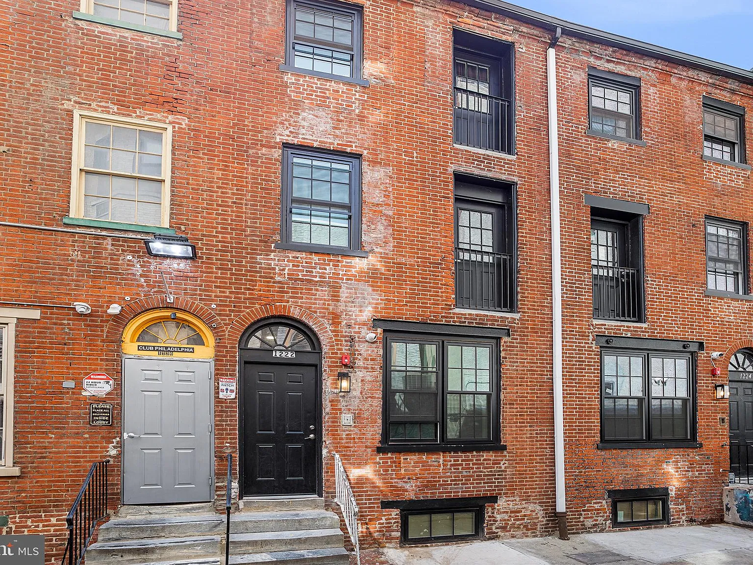 Studio, 1.0 bath, 625 sqft, $1,399 — Photo 1