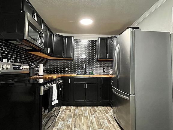 5th image of 7923 NW Crossland Cir