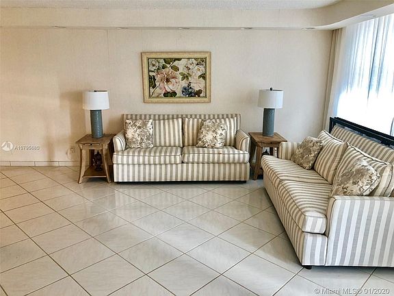 3rd image of 2201 S Ocean Dr APT 1707