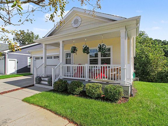 2nd image of 4482 Marie Therese Cir