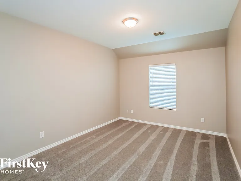 12721 Carpenter Ln — Photo 12