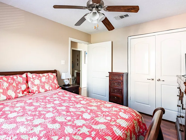 Sandollar Cir — Photo 48