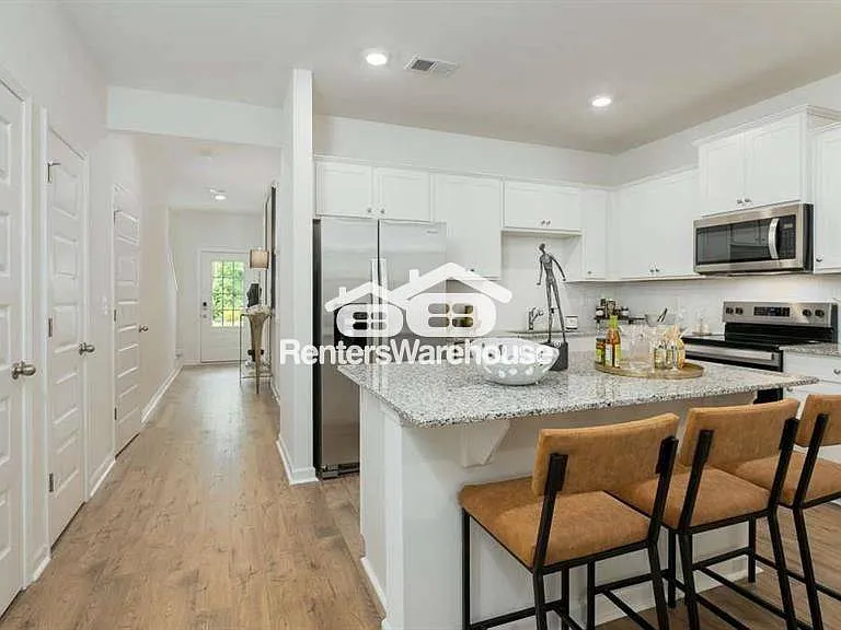1392 Sweetshrub Pl NW — Photo 4