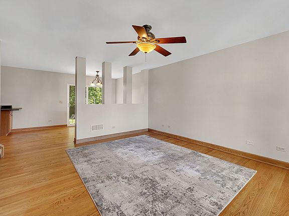 5th image of 5757 Emerald Pointe Dr