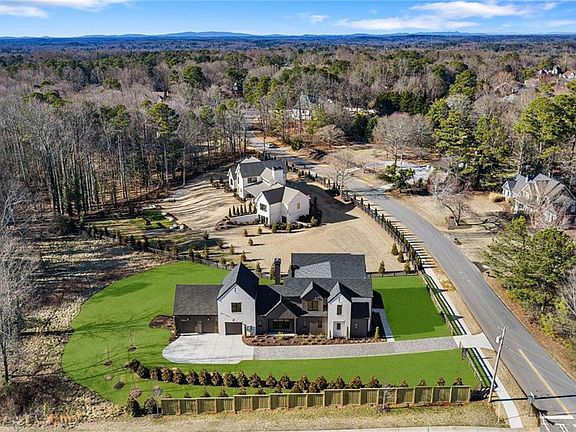 2nd image of 11850 Chaffin Rd