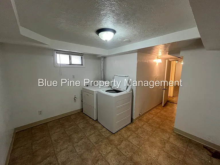 743 May St — Photo 23