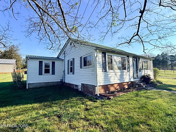 2nd image of 8259 Corryton Luttrell Rd