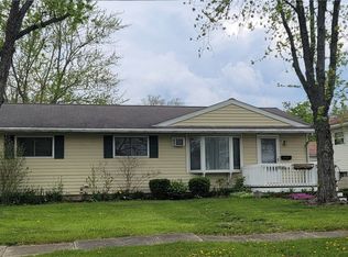 736 Thornwood St, Elyria, OH