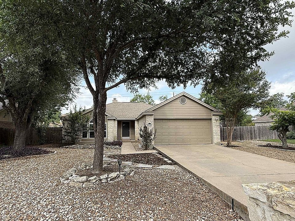 1st image of 13302 Villa Park Dr