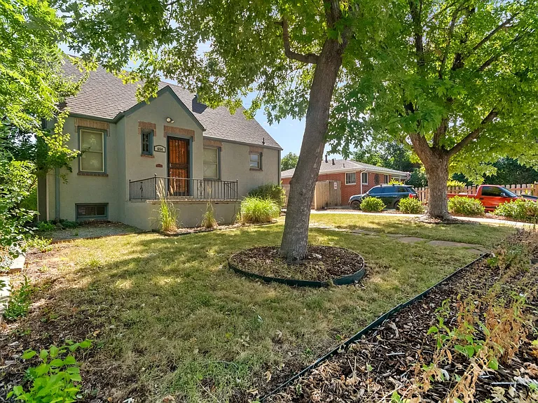 654 S Bryant St — Photo 2