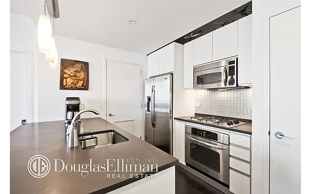 Sold by Douglas Elliman | media 4