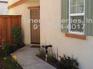 8401 Roseto Rd, Roseville, CA 95678