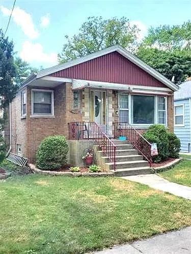 4228 Wenonah Ave photo 1