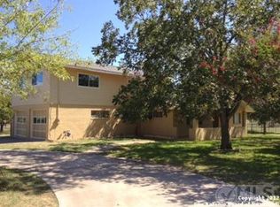 127 Frey St, Boerne, TX 78006