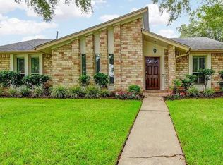 2846 Cotton Stock Dr, Sugar Land, TX 77479