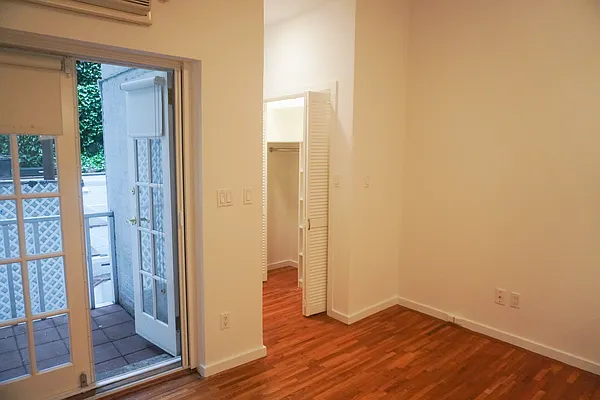 Rented by Keller Williams NYC | media 6