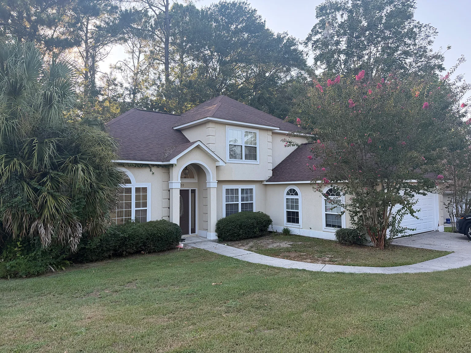 3 bed, 2.5 bath, 2186 sqft, $1,800 — Photo 2