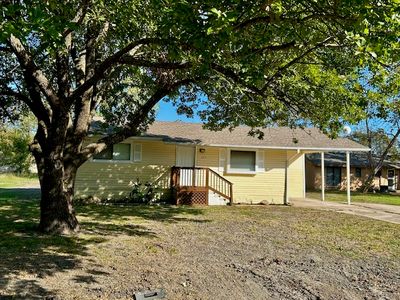 102 N 7th St, Celeste, TX, 75423