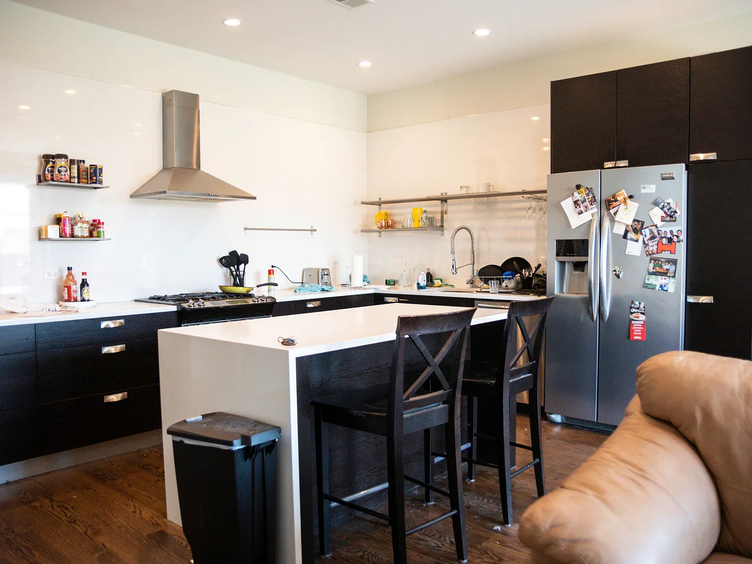3 bed, 2100 sqft, $4,595 — Photo 3