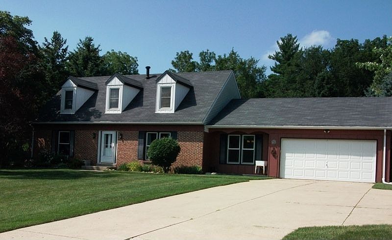 1st image of S69W22180 Sonoma Way